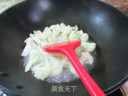 Make Sichuan broccoli step 4