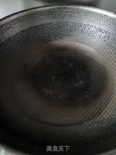 Make Sandworm dry beluga congee step 5