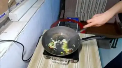 Make Spicy cabbage step 1