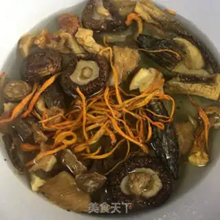 Make Frecklebone soup step 0