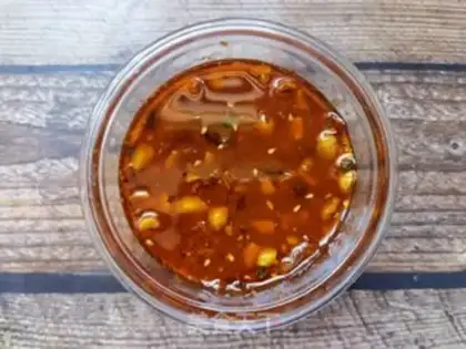 Make Peanut chili with sweet potatoes step 1