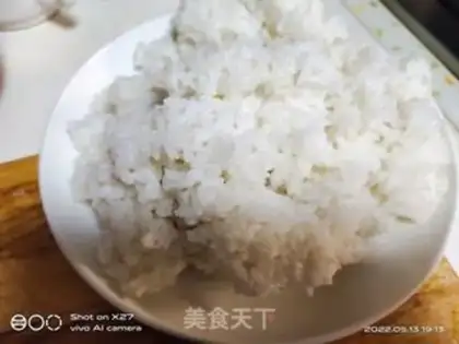 Make Pepper egg fried rice step 1