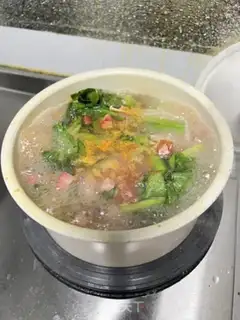 Make A whole bunch of healthy egg soup step 4