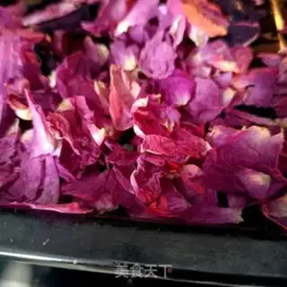 Make Rose petal dry step 4