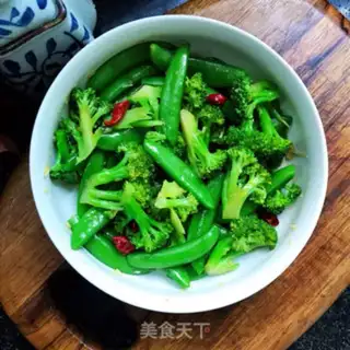Make Bean with broccoli step 6