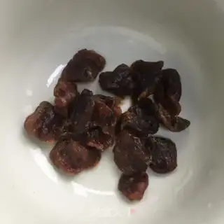 Make The silver spoon of red dates step 2