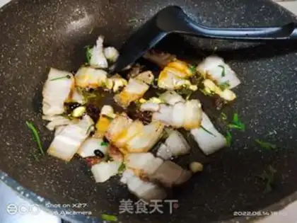 Make Five flowers to burn the mackerel step 3