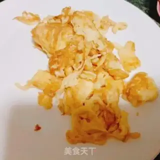 Make Eggs fried with rice step 3