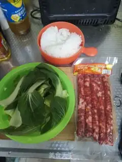 Make Weenie fried rice step 0