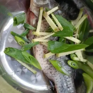 Make The radish poach soup step 2