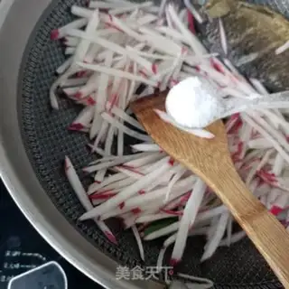 Make The radish poach soup step 14