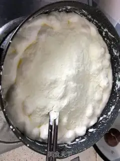 Make Cow Rolling Sugar step 3