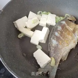 Make Tofu fish soup step 7
