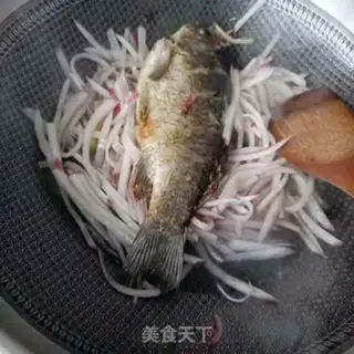 Make The radish poach soup step 16
