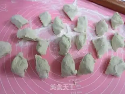 Make Pepper chicken dumplings step 14