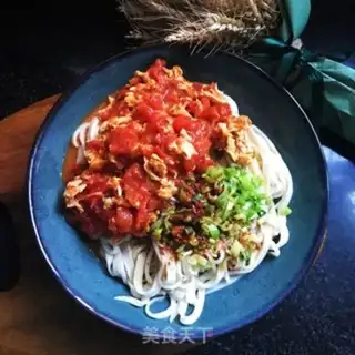 Make Tomato eggs and noodles step 10