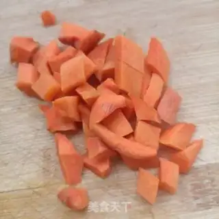 Make Nail-cracked moose heart step 3