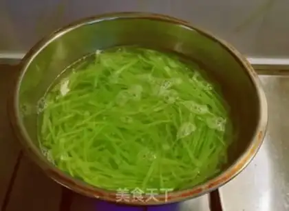 Make Smash the silk step 4