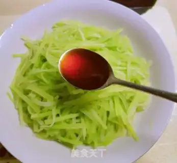 Make Smash the silk step 6