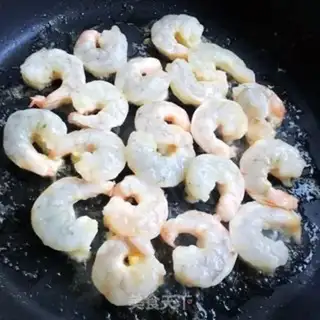 Make Black pepper shrimp step 4
