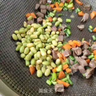 Make Nail-cracked moose heart step 10