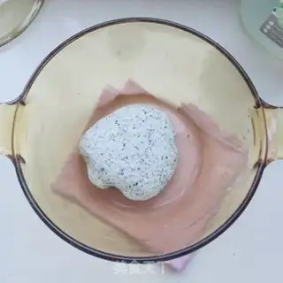 Make Black sesame cake step 3