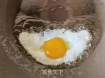 Make The omelet, Tommy step 3