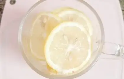 Make Lemon honey water step 2
