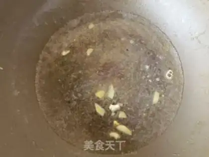 Make The omelet, Tommy step 7