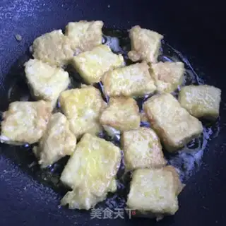 Make Spicy egg tofu step 6