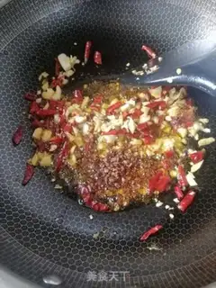Make Spicy lobster tail step 3