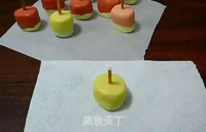 Make Lollipop marshmallows step 3
