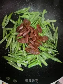 Make Four seasons of beans and sausage step 7