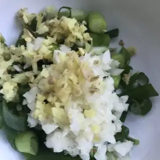 Make Bean petals with garlic step 4