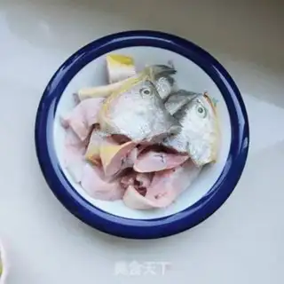 Make Tomato mackerel step 0