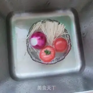 Make Tomato mackerel step 1