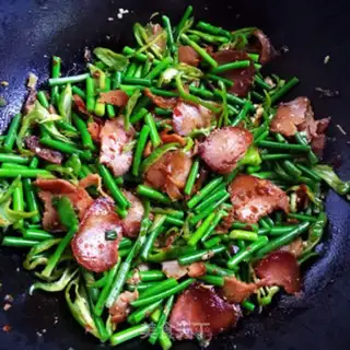 Make Bean petals with garlic step 7