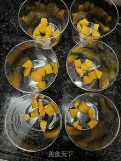 Make Mango pudding step 1