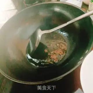 Make Spicy beer duck step 4