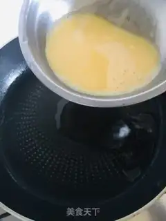 Make Precious fried eggs step 4