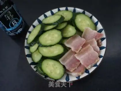 Make cucumber corn with chicken chest step 2