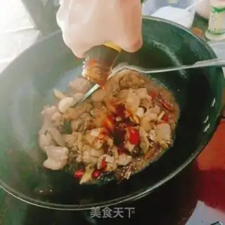 Make Spicy beer duck step 7