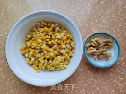 Make walnut corn juice step 0
