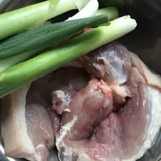 Make Shrimp buns step 1