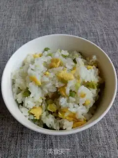 Make Garlic egg fried rice step 5