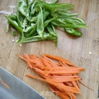 Make Spray peppers and white mushrooms step 4