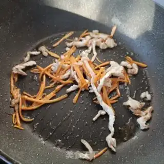 Make Spray peppers and white mushrooms step 7