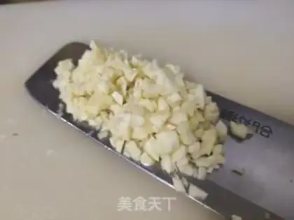 Make Sweet cheese with garlic step 1