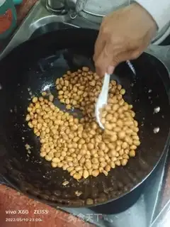Make Pop peanuts step 3