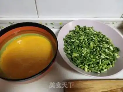 Make Garlic fried eggs step 0